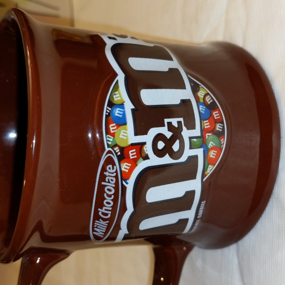 M&M's Mug Handled 3D Surface Design Cup Ceramic Milk Chocolate Plain Candies - Picture 4 of 4